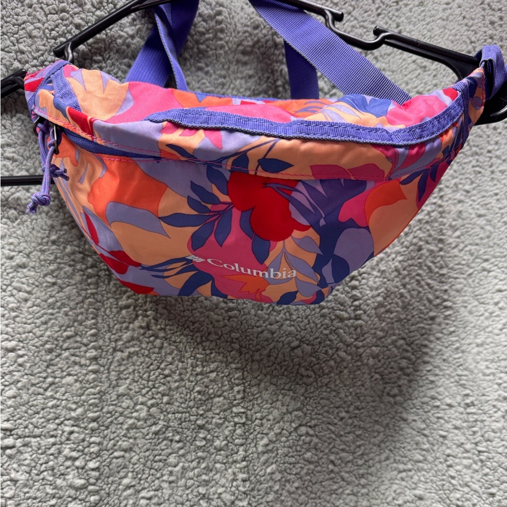 Boardwalk Women’s Floral pattern Columbia Fanny Pack.